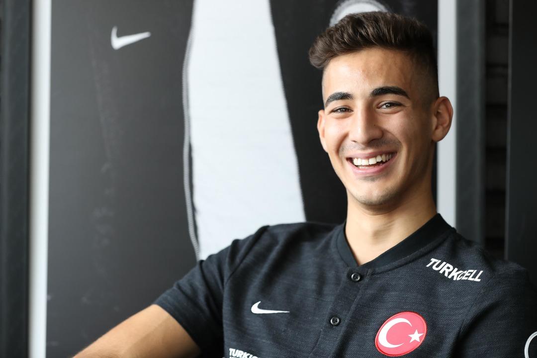 Merih Demiral'ın yerine milli yıldızı transfer ettiler!