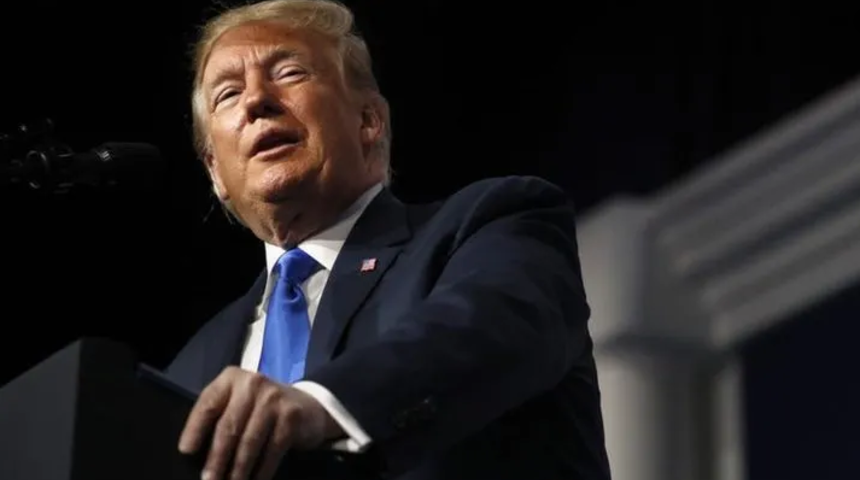 Trump &ouml;nce Obama'yı su&ccedil;ladı ardından g&uuml;ndemi sarsan &ouml;neriyi yaptı: Geri d&ouml;ns&uuml;n