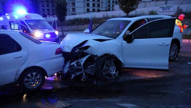 Kazada araçtan fırlayan sürücü hayatını kaybetti G4