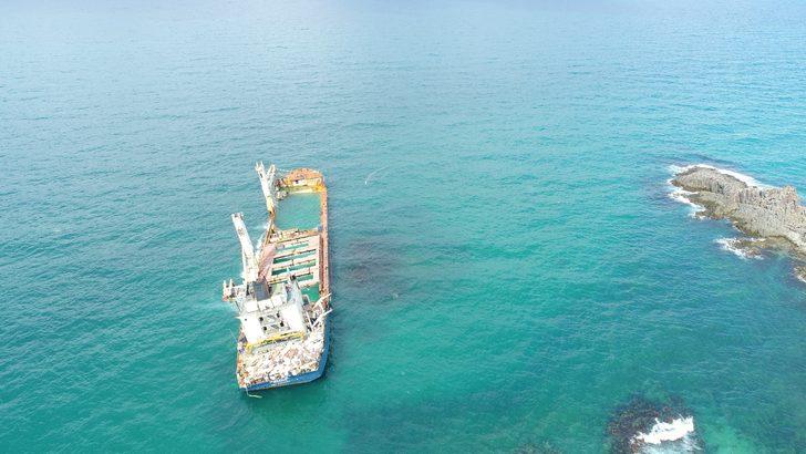 Burası Şile! Karaya oturan gemi 1 yıldır bekliyor G4