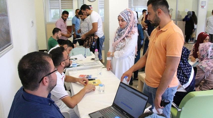 &Uuml;niversiteye 3 bin 132 &ouml;ğrenci kayıt yaptırdı