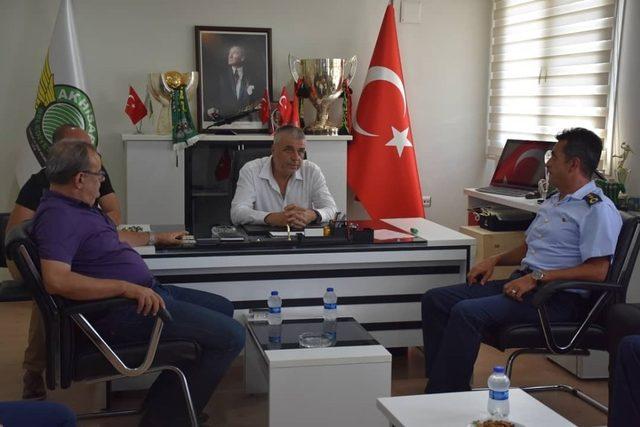 Garnizon Komutanı Şahin Akhisarspor’a başarılar diledi