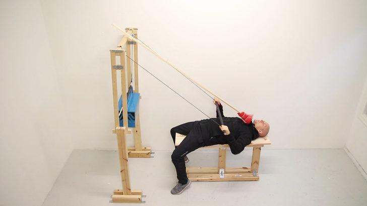 Bu adam kafayı balon patlatmakla bozmuş! G3