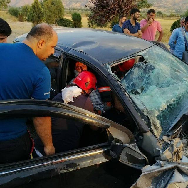 Elazığ’da trafik kazası: 2 yaralı