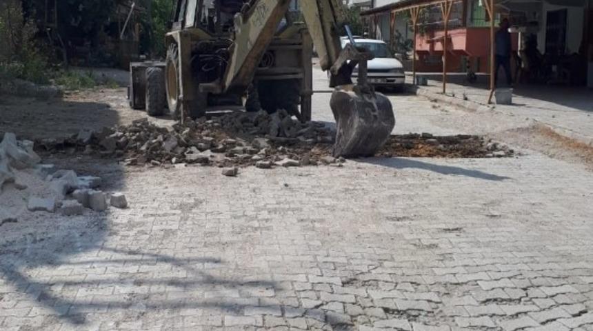 Samandağ&rsquo;da yol &ccedil;alışmaları