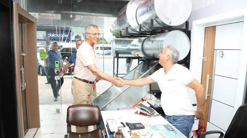 Başkan Tarhan, vatandaşlarla bir araya geldi