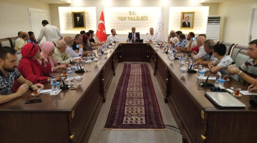 Trabzonlu gazetecilerden Vali Bilmez&rsquo;e ziyaret