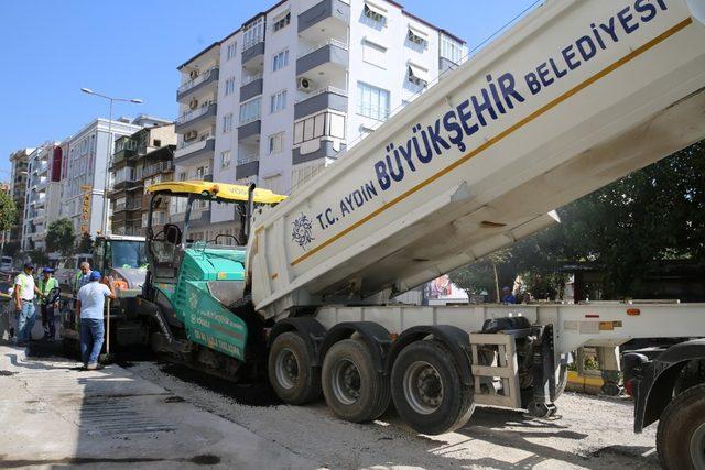 Büyükşehir Batı Gazi’de asfaltlama çalışmasına başladı