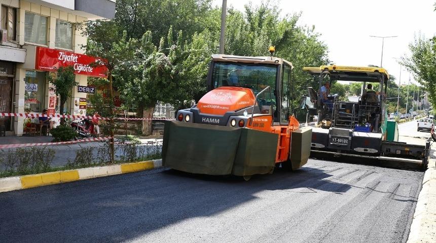 Büyükşehir Batı Gazi’de asfaltlama çalışmasına başladı