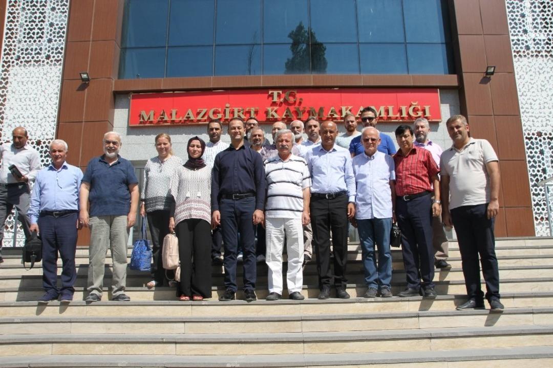 Malazgirt&rsquo;e &ldquo;4. Tarihi Roman ve Romanda Tarih Bilgi Ş&ouml;leni&rdquo; sona erdi