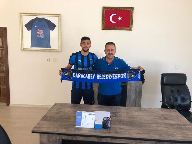 Karacabey Belediyespor transfere doymuyor