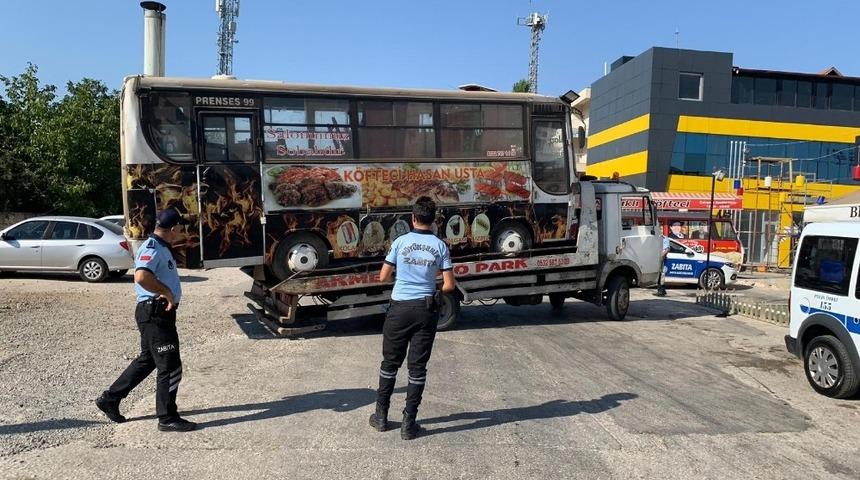 Kaçak seyyar köftecilere izin yok