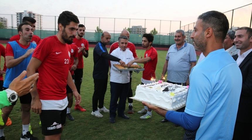 Aslan&rsquo;dan Karak&ouml;pr&uuml;spor&rsquo;a moral ziyareti