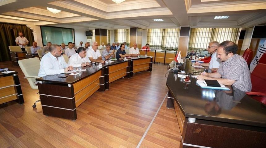 Belediye y&ouml;netimi ve muhtarlar istişare toplantısında buluştu