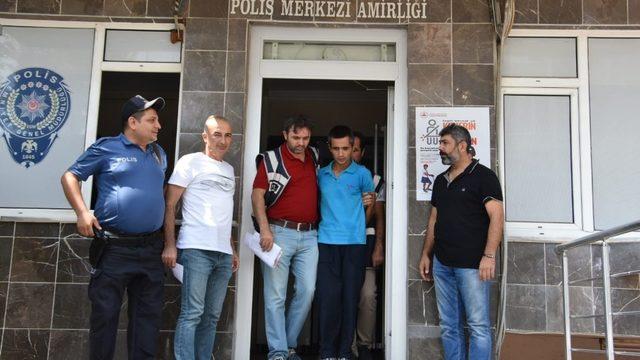 Dede ve ninesini vahşice bıçaklayan torun adliyeye sevk edildi