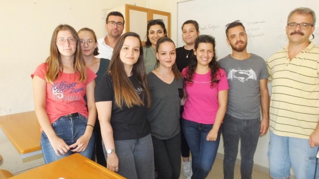 Balıkesir&rsquo;de işitme engelliler iletişimde zorluk &ccedil;ekmeyecek