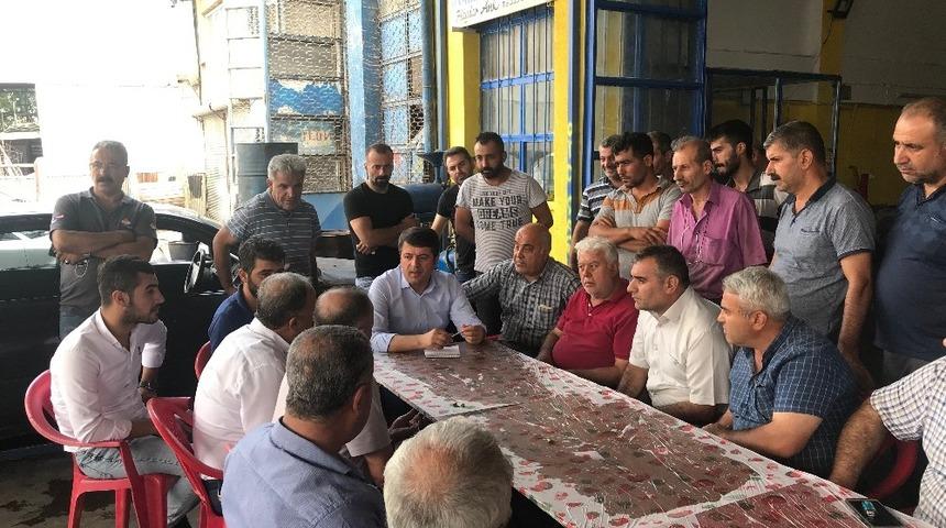 Milletvekili Tutdere esnafla yemekte buluştu