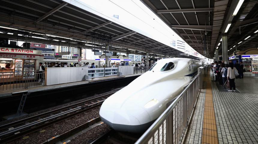 280 kilometre hızla giden tren, kapısı açık sefer yaptı