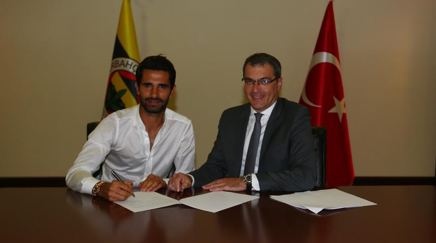 Ve Alper Potuk imzayı attı!