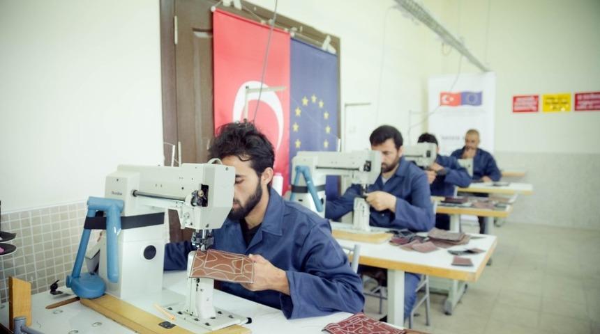 KARSEM ve ILO’nun ’Hayata Fırsat Projesi’ kursları devam ediyor