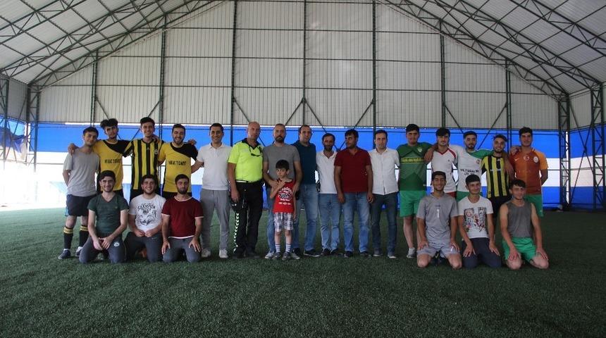 Solhan’da mahalleler arası futbol turnuvası başladı