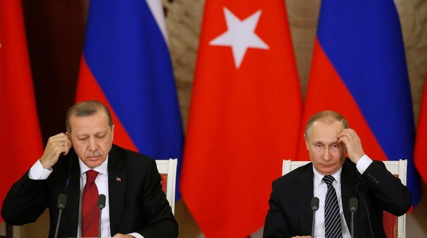 Bloomberg: Rusya'da çöpe atılan belge, Türkiye ile olası ABD yaptırımlarına karşı yapılan acil toplantıyı gösteriyor