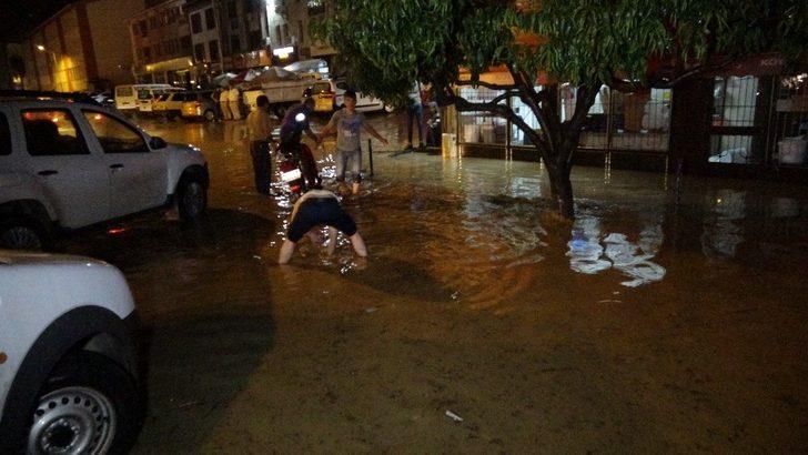 Tokat’ta ev ve iş yerlerini su bastı G2