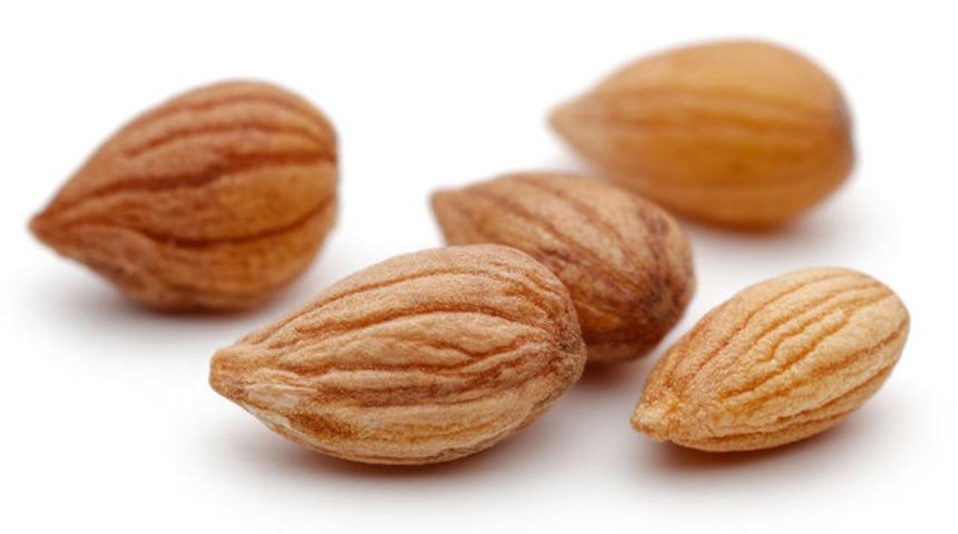 Hamur işlerinin vazgeçilmezi mahlebin sağlığımıza olan faydaları