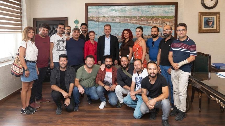 Başkan Se&ccedil;er: "Mersin&rsquo;de tiyatro konuşulacak"