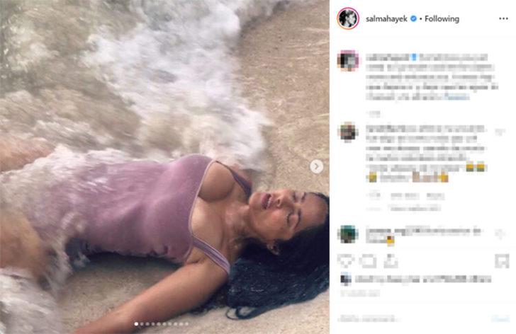 Salma Hayek, kendini dalgaların kucağına bıraktı G2