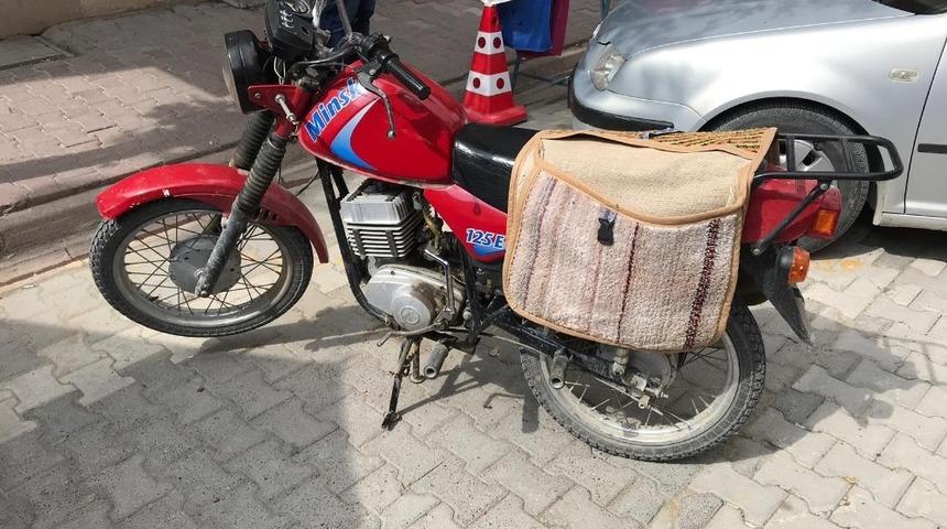 Kulu’da plakasız, ruhsatsız ve belgesiz motosikletler toplanıyor