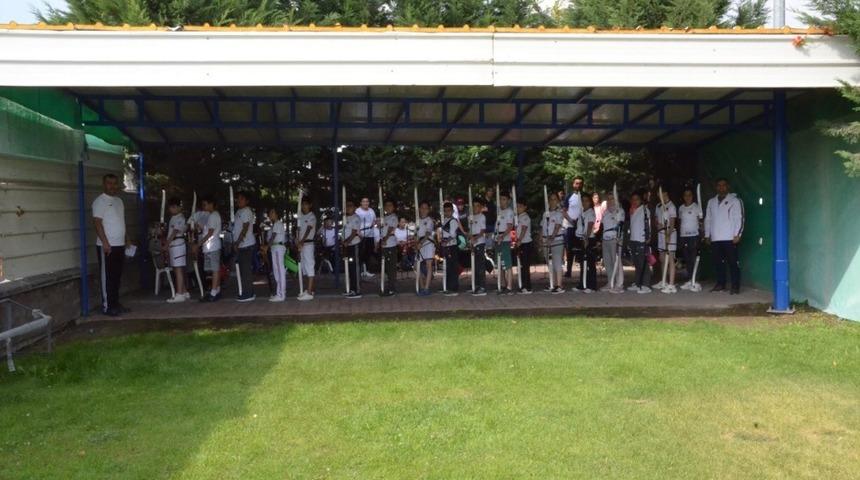 11-12 yaş Okçuluk  il birinciliği başladı