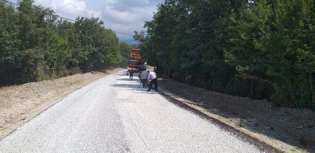 Büyükşehirden 167 kilometre yeni yol