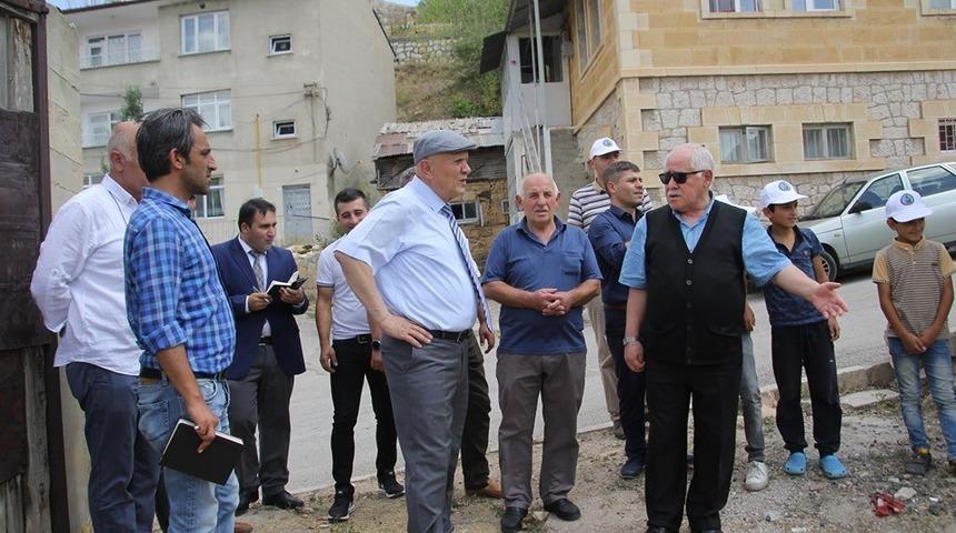 Başkan Pekmezci, Karasakal Mahallesi&rsquo;nde incelemelerde bulundu