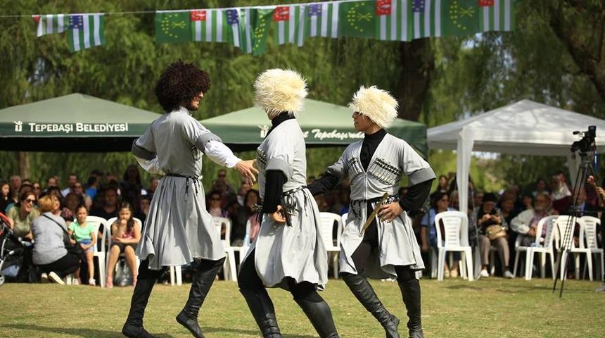 Azhvala Şenliği &Ccedil;erkesleri ve &Ccedil;erkes dostlarını bir araya getirecek