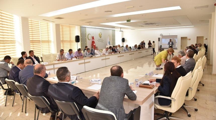 Belediye Meclis &uuml;yelerine "Yerel Y&ouml;netim Eğitimi" verildi