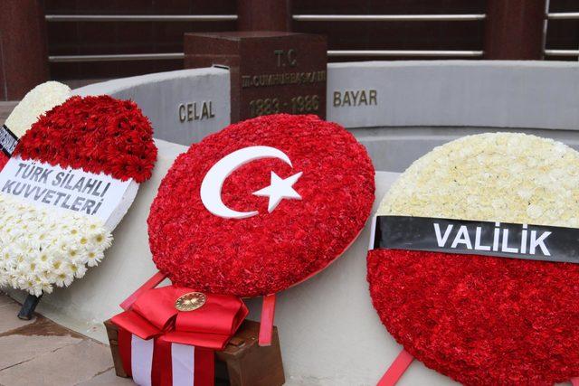Celal Bayar, vefatının 33. yılında mezarı başında anıldı 2