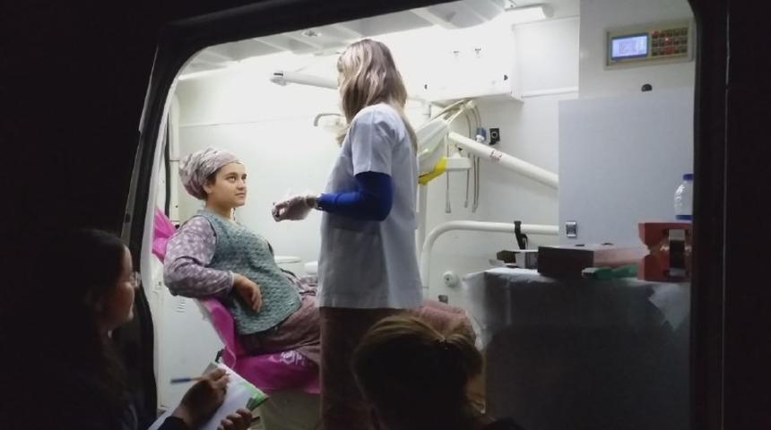 K&ouml;yl&uuml;lere hem eğitim hem muayene