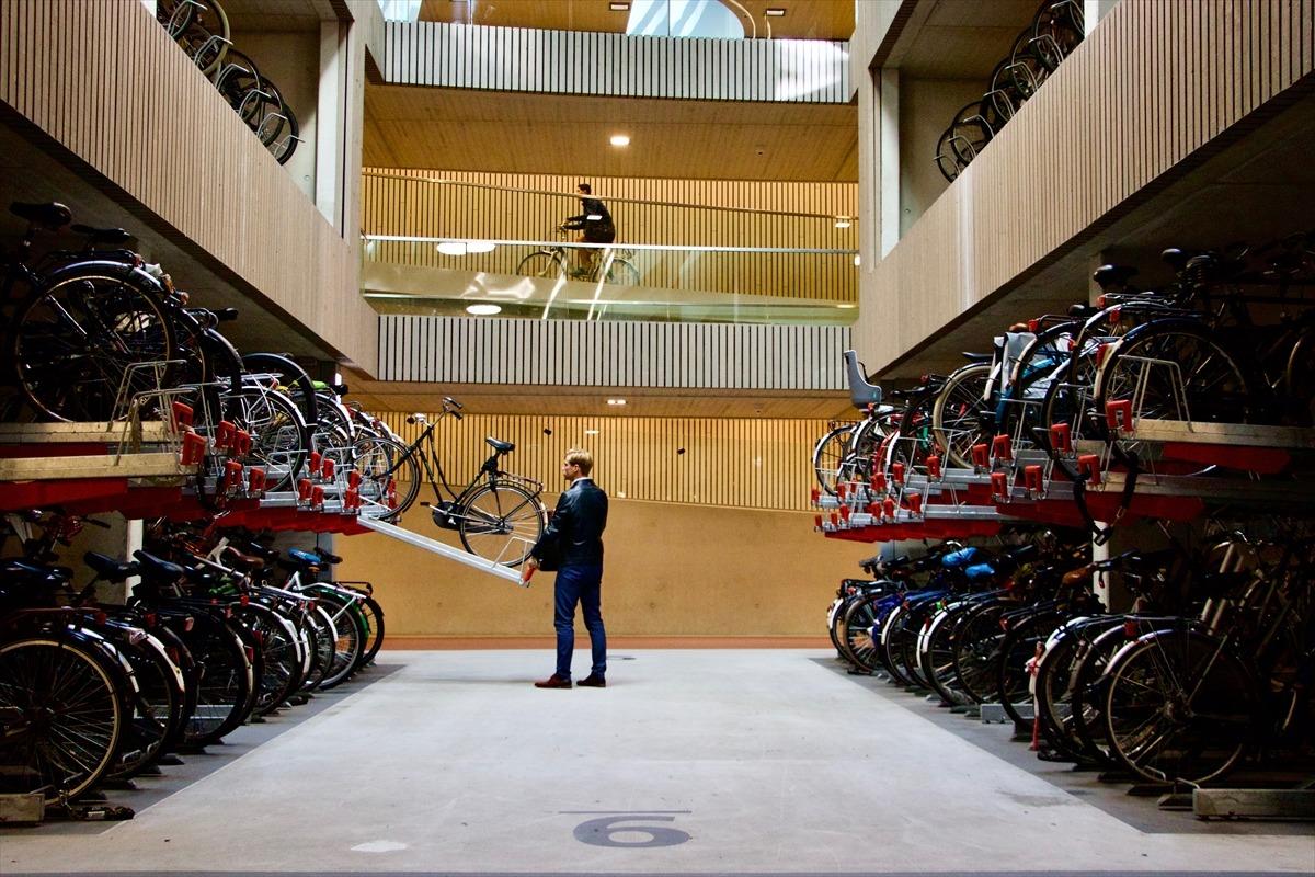 D&uuml;nyanın en b&uuml;y&uuml;k bisiklet parkı a&ccedil;ıldı