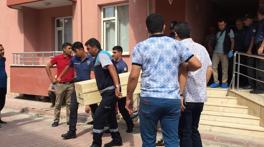 Konya'da uzaklaştırma kararı verilen koca, eşini öldürdü