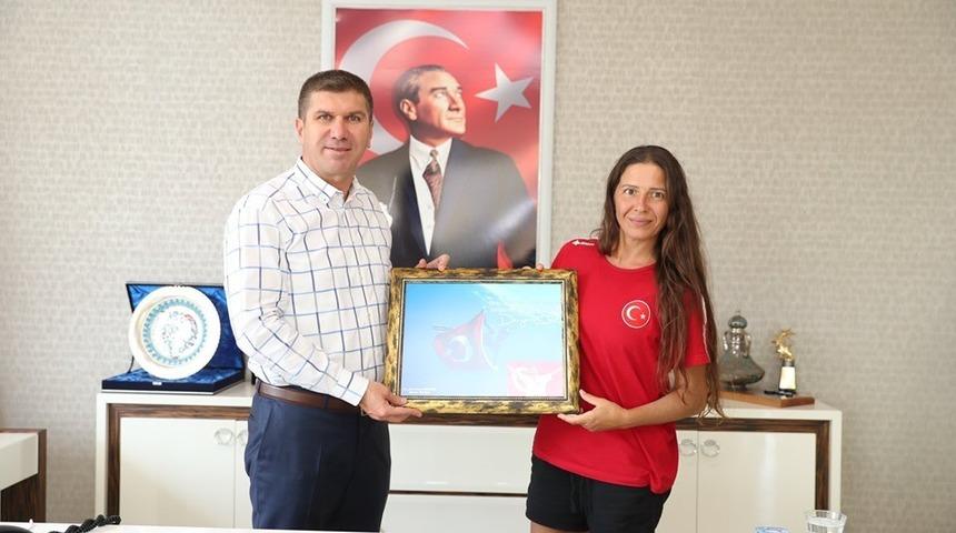 Derya Can Başkan Ercengiz&rsquo;i Ziyaret Etti.
