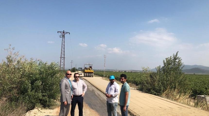 Manisa&rsquo;da &lsquo;Beton yol&rsquo; uygulaması devam ediyor