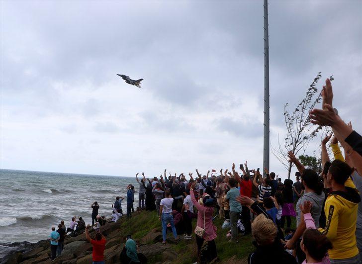 Herkes telefona sarıldı! İşte o an G1