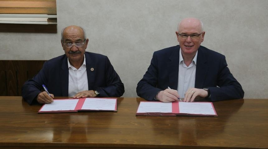 Odunpazarı Belediyesi Alpu Belediyesi&rsquo;nin tesislerinde kilit taş &uuml;retecek