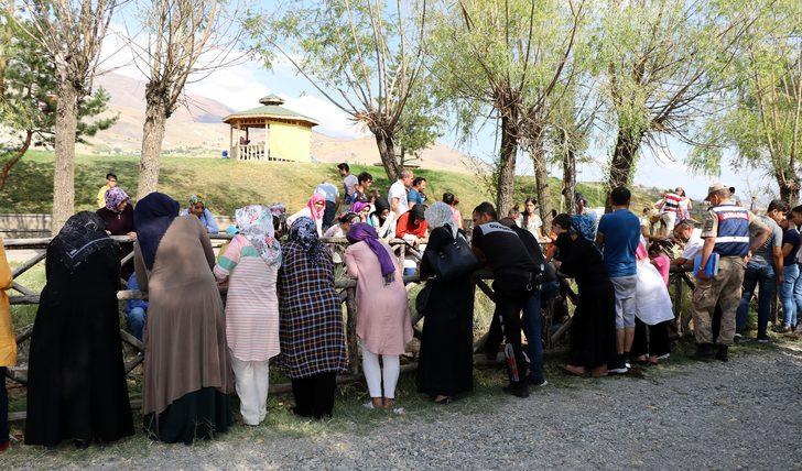 AFAD ekipleri su kanalında altın bilezik aradı G3