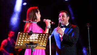 Deniz Seki ile Rafet El Roman aynı sahneyi paylaştı