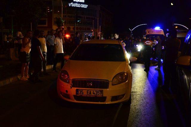 Adana’da otomobil ile motosikletli yunus ekibi çarpıştı: 1 polis yaralandı