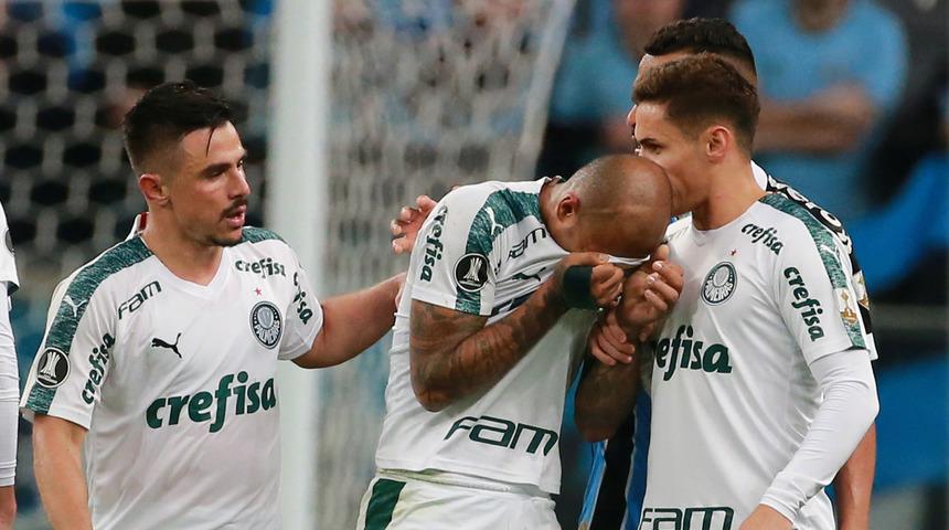 Felipe Melo hüngür hüngür ağladı!