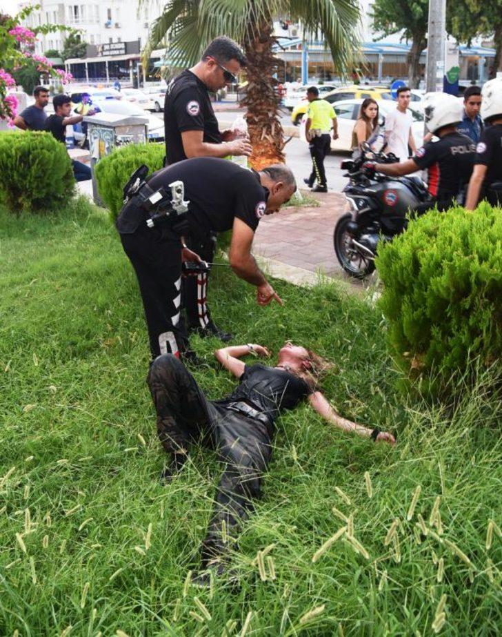 Antalya'da alkollü kadın sürücü 5 araç ve ekip otosuna çarptı!  G3