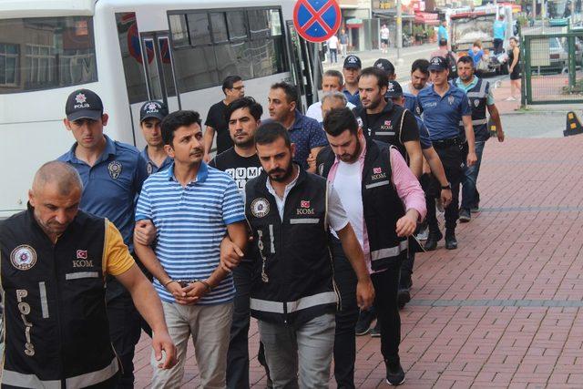 FETÖ operasyonunda gözaltına alınan 13 şüpheli adliyeye sevk edildi